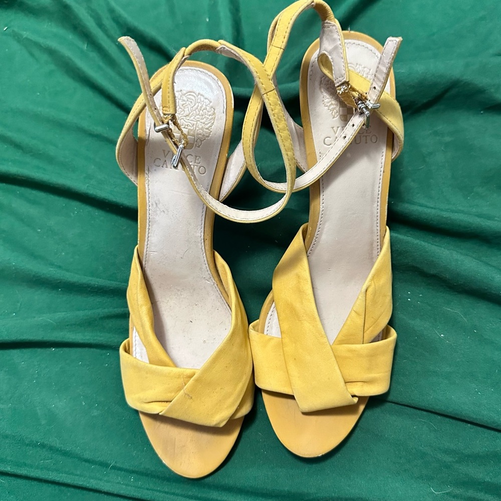 Vince Camuto sandals heels with SIGNS OF WEAR